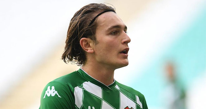 Bursaspor taraftarları Ali Akman’a isyan etti