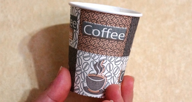 Tek kullanımlık karton bardaklara dikkat