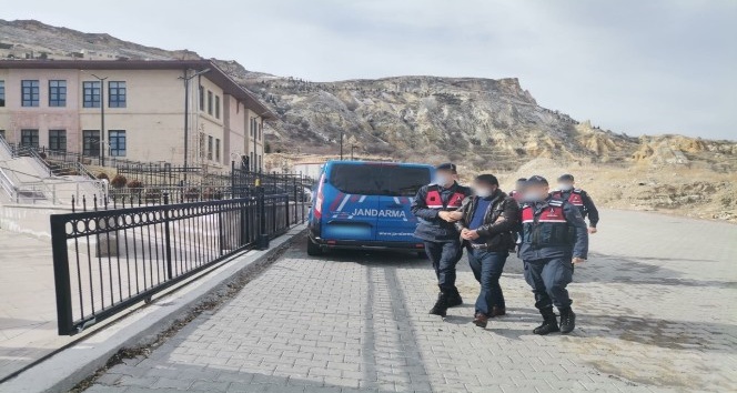 Ürgüp’te 3 yıl 9 ay hapis cezası ile aranan şahıs yakalandı