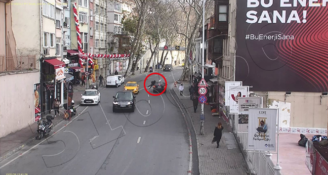 Beşiktaş’ta dehşet anları: Vicdansız sürücü gence çarpıp böyle kaçtı
