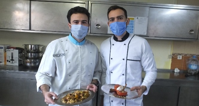 Aynı mesleği seçtiler birlikte kurs veriyorlar