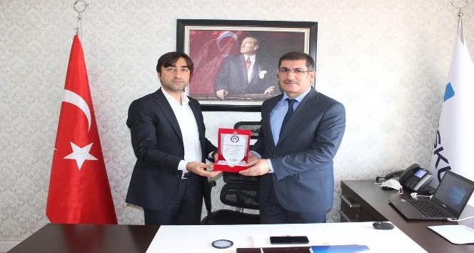 Cizre TSO Başkanlığından İşkur Şırnak İl ve Şube Müdürlerine plaket
