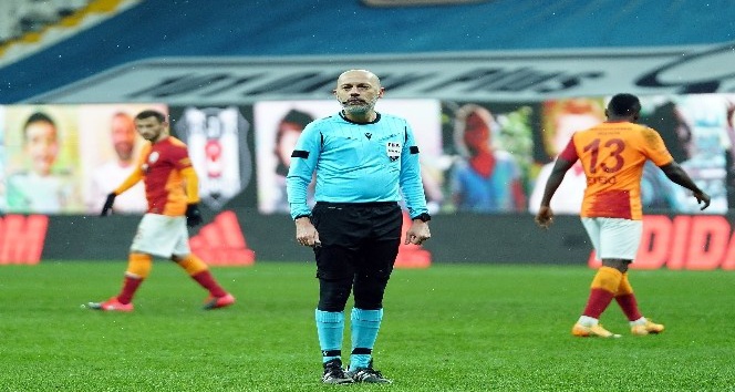 Fenerbahçe - Galatasaray derbisi Cüneyt Çakır’ın!