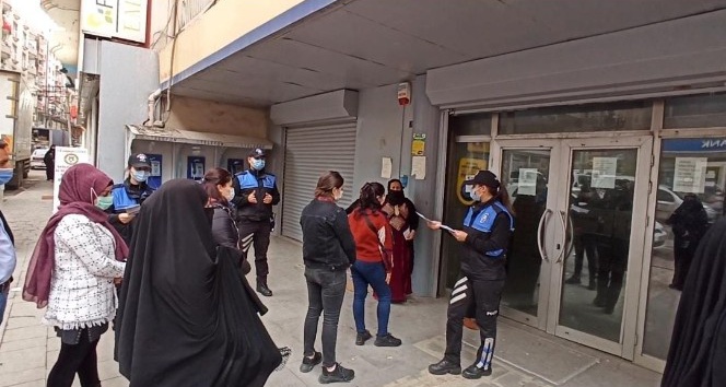 Cizre polisinden vatandaşlara korona virüs uyarısı