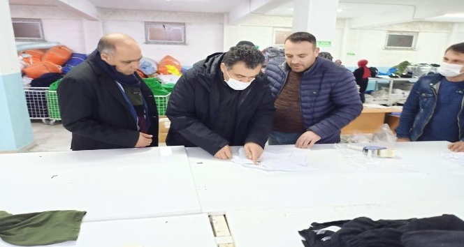 Başkan Demir’den tekstilcilere önemli çağrı: ‘Gelin Ardahan’da işsizliği bitirelim’