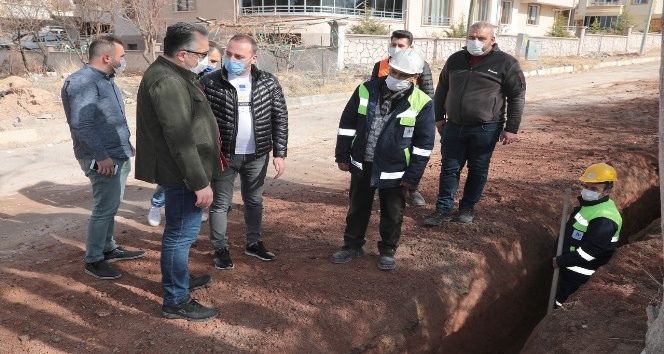 Başkan Savran, Belediye ekiplerinin çalışma alanlarında incelemelerde bulundu
