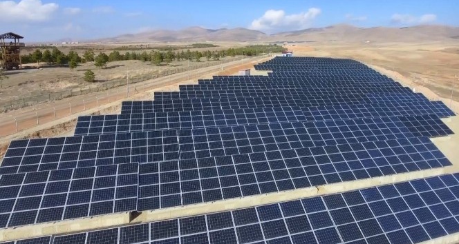 Belediye, güneş paneli ile elektrik faturalarında tasarrufa gidecek
