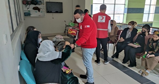 Türk Kızılay’ı sağlık çalışanları ile bir araya geldi