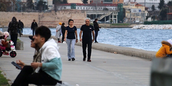 Vakalar azaldı, maskeler indi