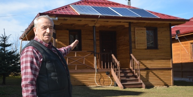 Evine kurduğu sistemle 15 yıldır elektriğe para vermiyor