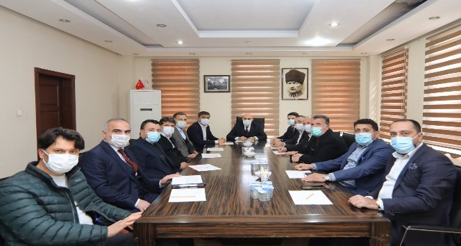 Mardin’de Vali Demirtaş başkanlığında OSB müteşebbis heyeti toplantısı yapıldı