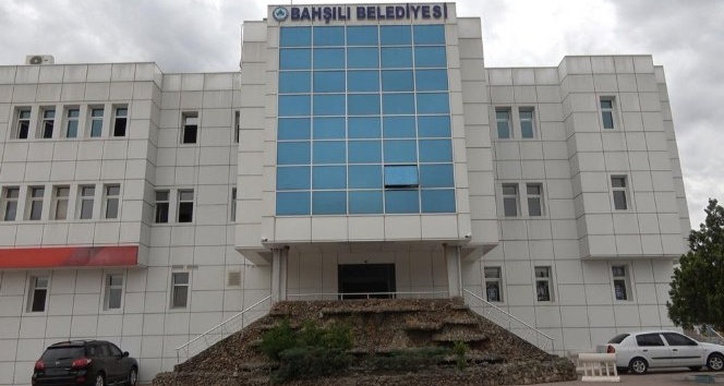 Bahşılı Belediye meclisinden karar çıktı: Eski belediye başkanlarının isimleri cadde ve sokaklarda