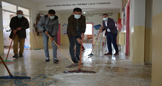 Şırnak’taki köy okullarında yüz yüze eğitim hazırlığı