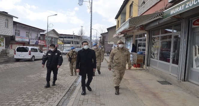 Beytüşşebap Kaymakamı Uğuz, korona denetimlerine katıldı