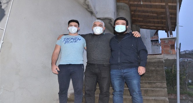 Kurtarılan Stajyer Kaptan Hamza Orhan, ailesine kavuştu