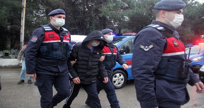 İkranur’un katil zanlısı oldukları iddiasıyla halası ve küçük amcası adliyeye çıkartıldı