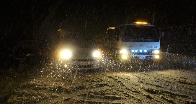 Ordu’da şiddetli kar yağışı hayatı olumsuz etkiledi