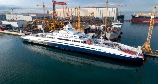 Dünyanın en büyük elektrikli feribotu  Norveç sularında