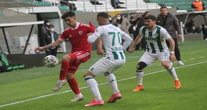 TFF 1. Lig: Giresunspor: 1 - Ankaraspor: 0 (İlk yarı sonucu)