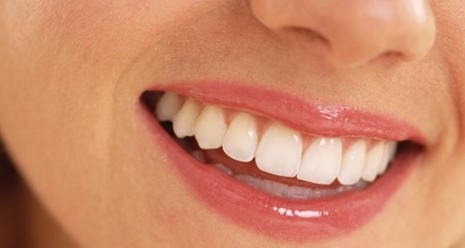 “Lifli gıdalar adeta doğal diş fırçası gibi dişlerinizi korur”