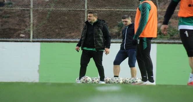 Hakan Keleş: “Bu maçı kazanırsak Süper Lig’e yüzde 80 yaklaşmış olacağız”