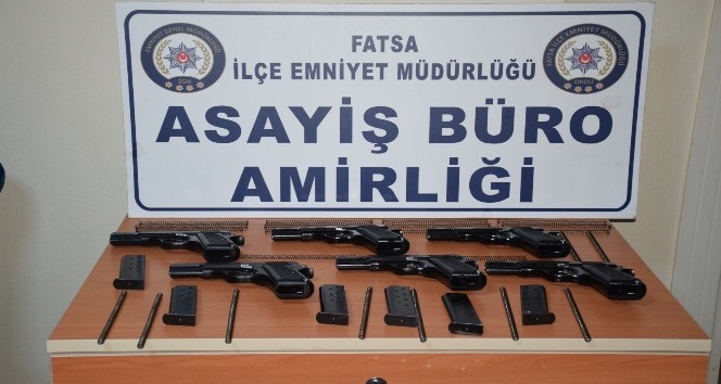 Fatsa’da 6 adet kaçak silah ele geçirdi: 2 gözaltı