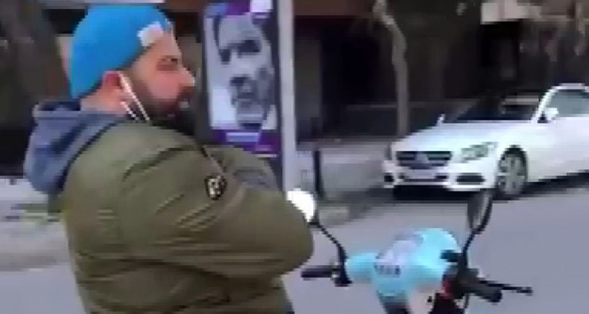 Kadıköy’de motosikletle ölümüne yolculuk kamerada