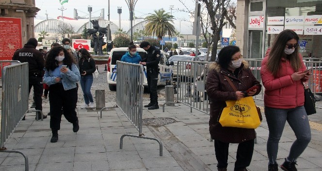 Giresun yoğunluk yaşanan caddelerde HES kodu uygulamasından memnun