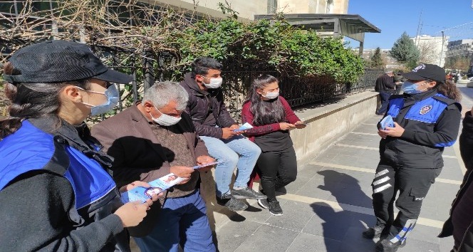 Cizre polisi vatandaşlara 155 hattını anlattı