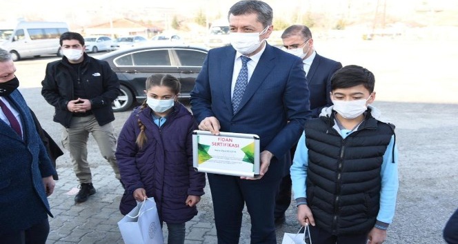 Milli Eğitim Bakanı Ziya Selçuk, Çorum’da aşılama sürecini başlatıyor