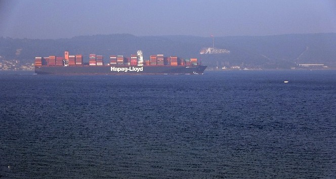 Çanakkale Boğazı 14 saat trafiğe kapandı