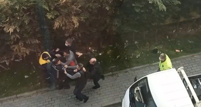 Bursa&#039;da iki grup arasında çıkan park kavgasını polis ekipleri ayırdı