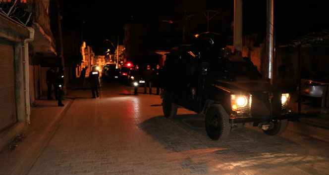 Adana’da silahlı saldırıya uğrayan bekçi yaralandı