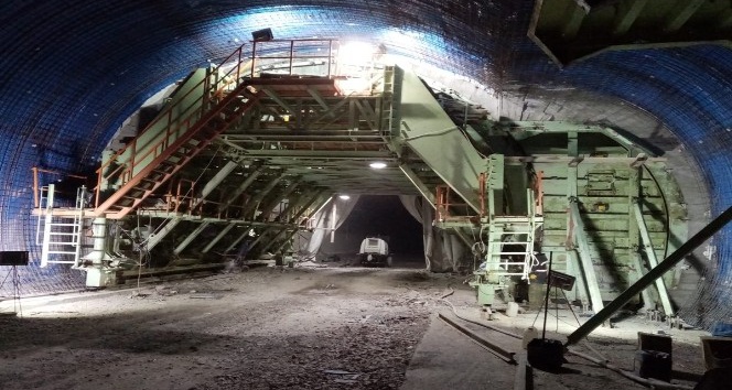 Türkiye’nin en uzun üçüncü tünelinde sona doğru