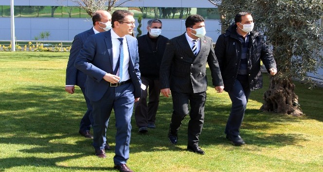 ADÜ Rektörü Aldemir, Yeni Nesil Hastane Kompleksi’nde incelemelerde bulundu