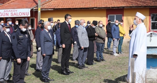 Kıbrıs Gazisi Mehmet Dinç toprağa verildi