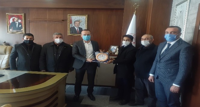 Anadolu Ölümsüz Kahramanlar Federasyonu Genel Başkanı Çelebi’den, Ağrı Milli Eğitim Müdürü Tekin’e ziyaret