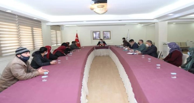 Vali Sarıibrahim, vatandaşların talep ve şikayetlerini dinledi