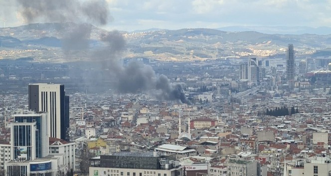 Bursa’da büyük yangın...Dumanlar gökyüzünü kapladı
