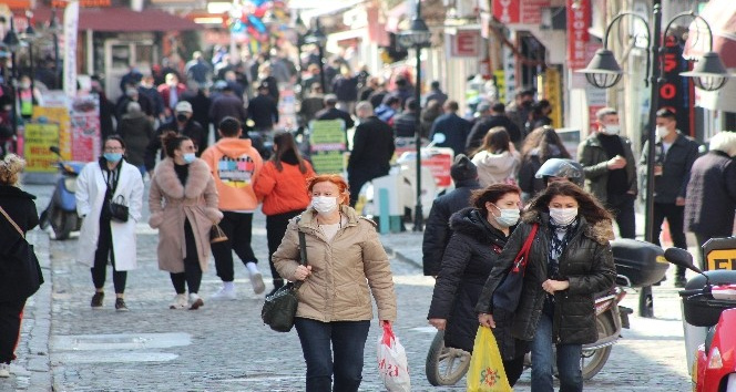 Yüksek riskli grupta yer alan Edirne’de ’ev ziyareti’ tepkisi