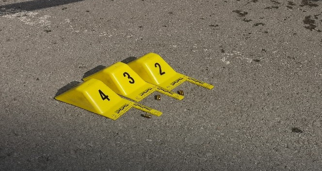 Ümraniye’de sokak ortasında silahlı dehşeti yaşattı: Kaçarken kaza yaptı