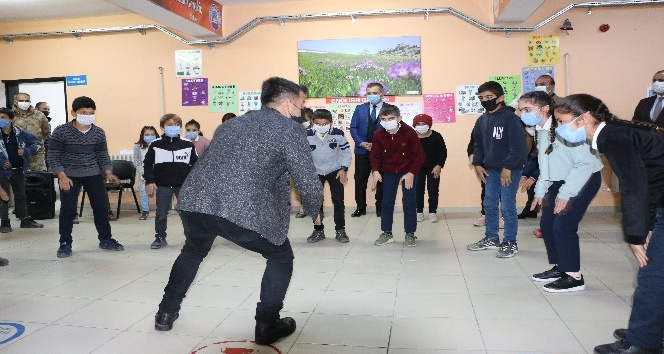 Uludere’de 33. beceri tasarım atölyesi açıldı