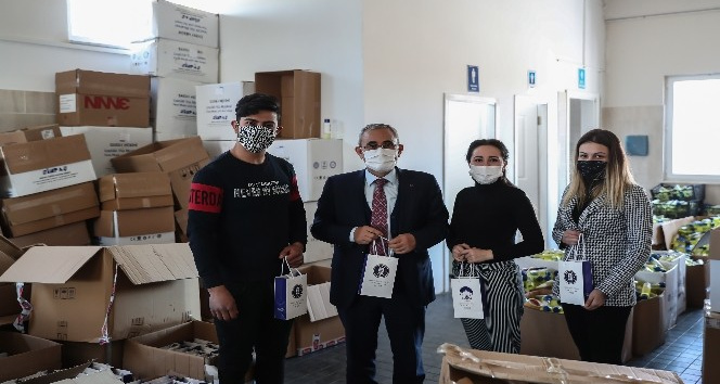 Kütahya Belediyesi 4 milyon maske üretti