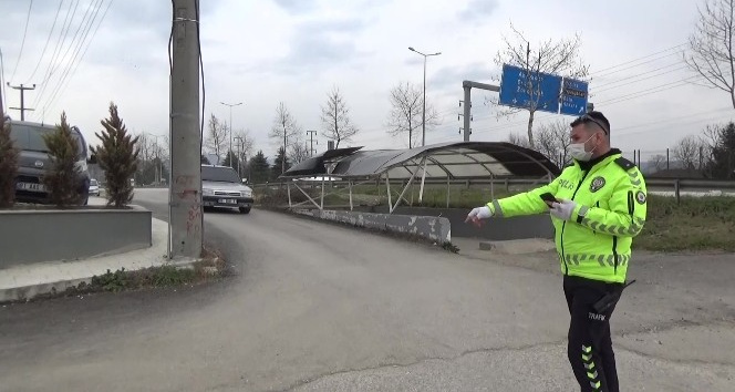 Ara sokağa giren 12 araç bağlandı, 53 sürücüye ceza yazıldı