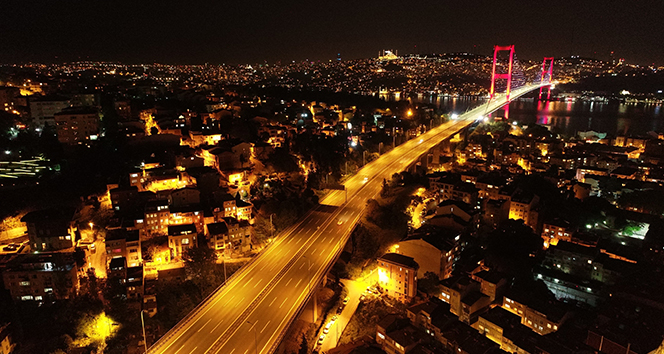 İstanbul’da sokağa çıkma kısıtlaması başladı