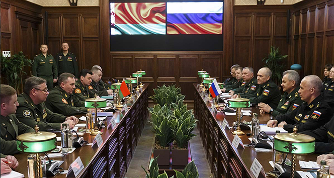 Rusya ve Belarus 3 kritik noktaya savaş eğitim merkezi kuruyor