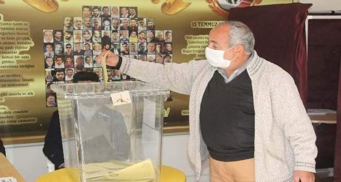 Pandemi yasaklarında muhtarlık seçimi