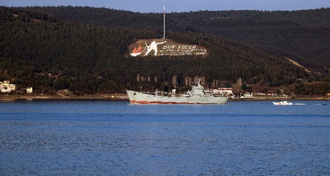 Rus savaş gemisi ‘Saratov’ Çanakkale Boğazı’ndan geçti