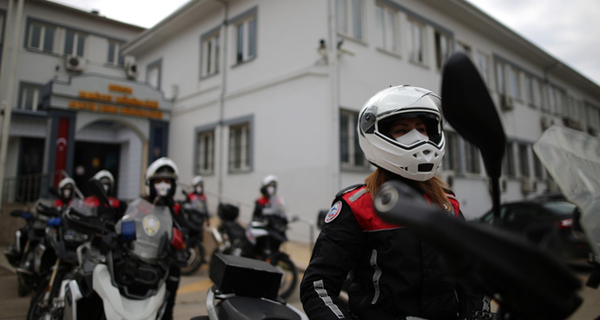Bursa’da 500 kadın polis her alanda güvenliği sağlıyor