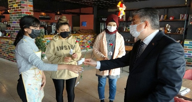 “Çok yüksek riskli” Osmaniye’de karanfilli korona denetimi